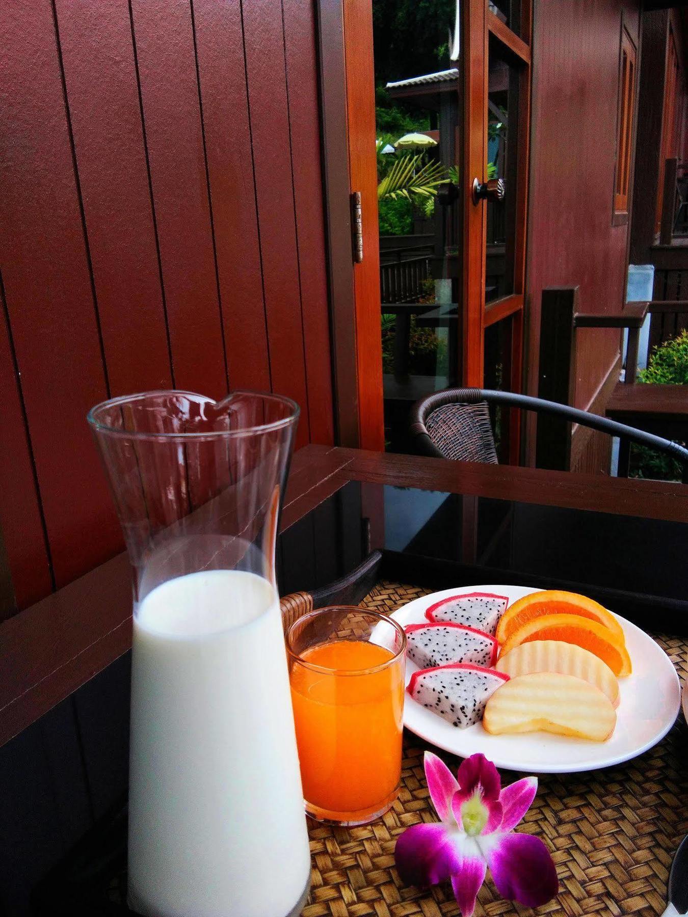 Kaya Mani Thai Villa Resort Choeng Mon Luaran gambar